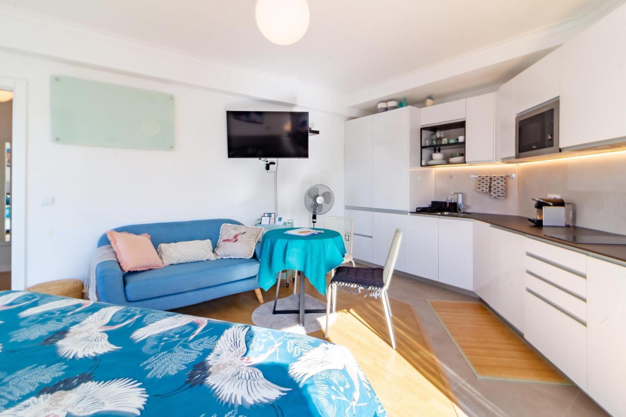 Nazare Oasis Suites Exterior photo
