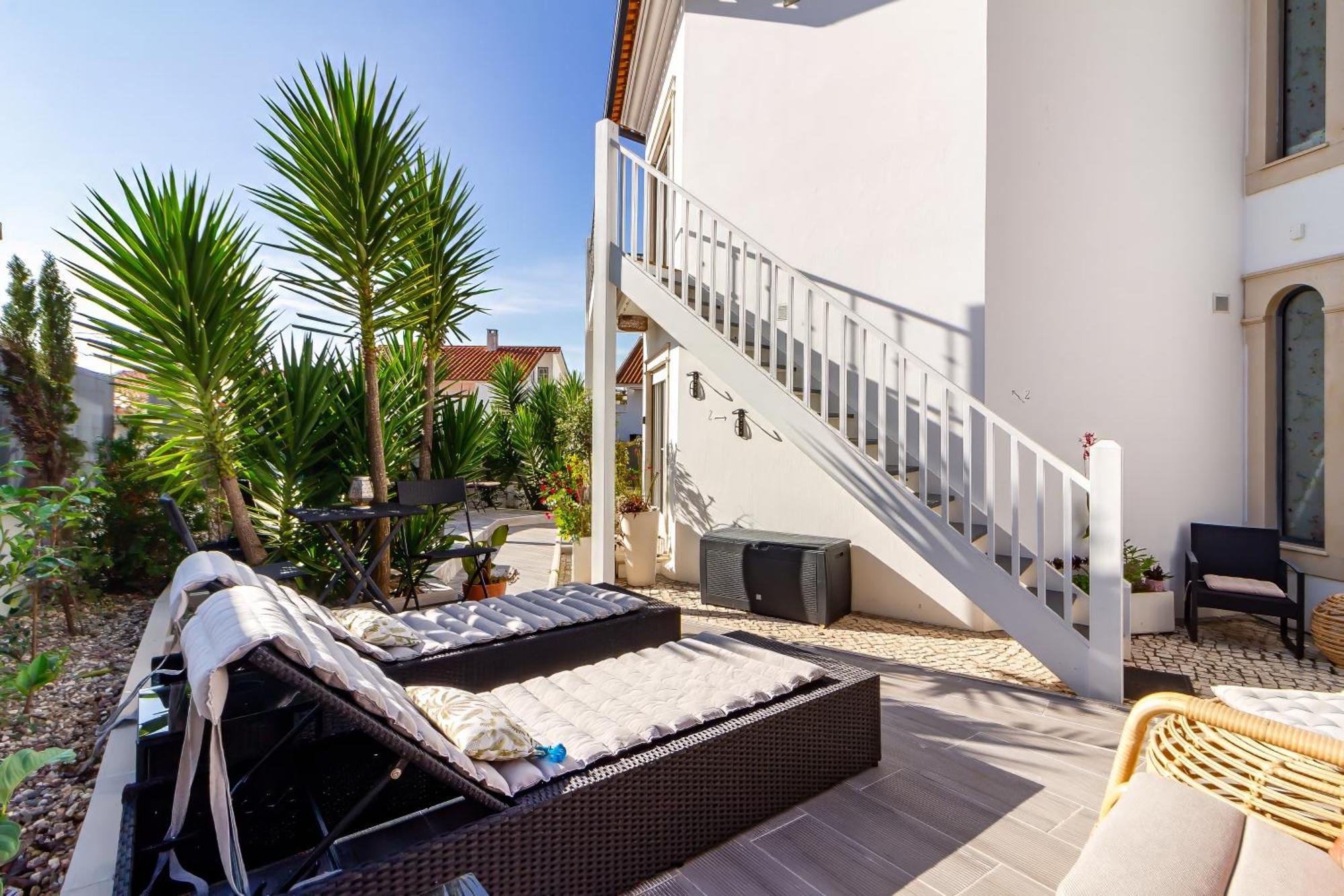 Nazare Oasis Suites Exterior photo